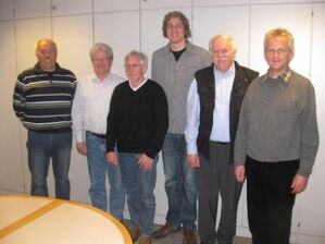 Der neue Vorstand: Karl-Hans Straßburg, Walter Peters, Uwe Stegen, Lennart Fey, Ingo Claßen, Wilfried Falkenberg
