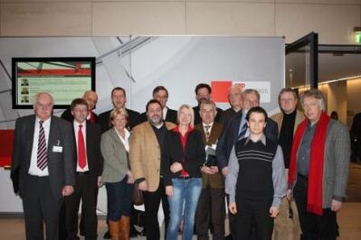 Die Konferenzteilnehmer aus Schleswig-Holstein zusammen mit MdB Dr. Ernst-Dieter Rossmann (ganz rechts)