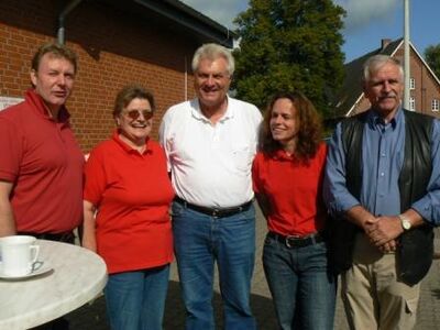 von links Olaf Schulze, Christel Bathke (SPD-Kröppelshagen), Lothar Hay, Gesa Tralau, Günter Kohfeld (SPD-Kröppelshagen)