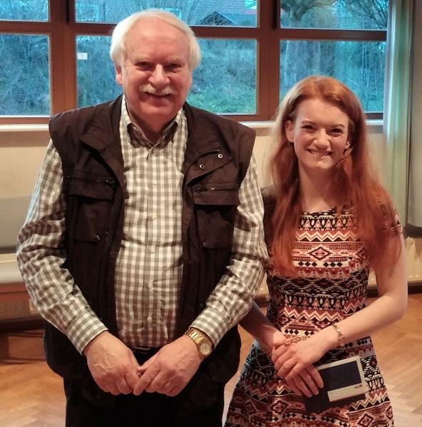 SPD-Vorsitzender Ingo Claßen mit Neumitglied Ann-Kathrin Jäger